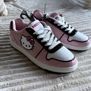 Hello Kitty Women Chuck Style Shoes - Pink and White